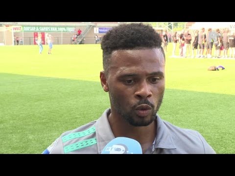 Fredy Ribeiro na afloop van Helmond Sport - Excelsior