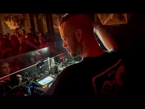 JUAN DDD & EMANUEL QUEROL PLAYING RESET ROBOT - 2000 DIFFERENT JAMS (ORIGINAL MIX) AT SONORAMA MED.