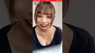 ライブ配信　薄いインナー、一枚で何かする度に揺れる　胸チラ　谷間　nipslip