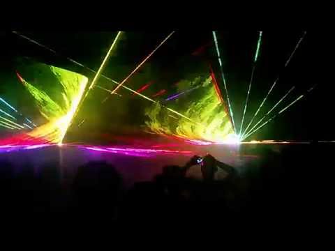 pokaz laserowy
