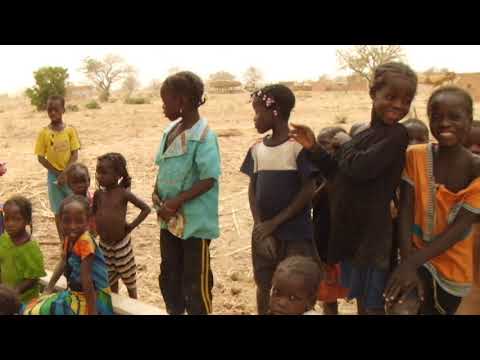 【African Dance♪】Mossi traditional dance in Burkina Faso