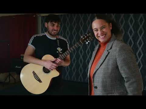 Sophielou - LouLife - Ep. 2 (Fall In Love Acoustic Session)