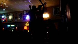 Bar Le Corbeau, Bruxelles - drunk tabletop dancing