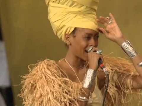 The Roots - You Got Me ft. Erykah Badu (live)