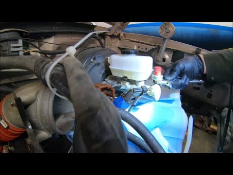 Installing A Brake Master Cylinder 1997 Ford F350 Truck