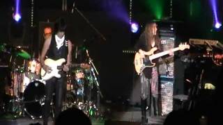 Jeff Beck - The Peter Gunn Theme - FEQ Quebec 2009