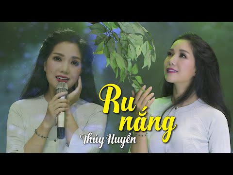 Thể hiện bởi Thúy Huyền
