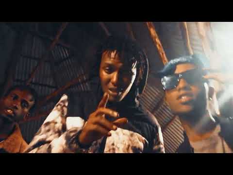 Boeyylee and NinjaRacy E.T.