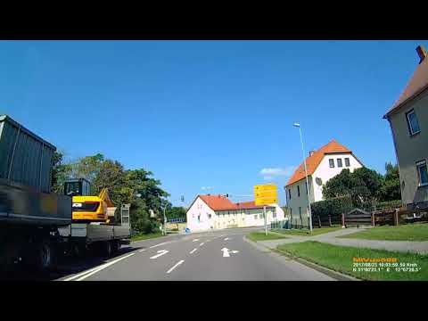 D: Droßdorf. Gemeinde Gutenborn. Burgenlandkreis. Ortsdurchfahrt. August 2017