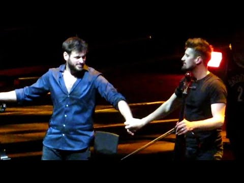 2CELLOS - WAKE ME UP (avicii) Live @BARCLAY'S CENTER,NY - 4/3/22