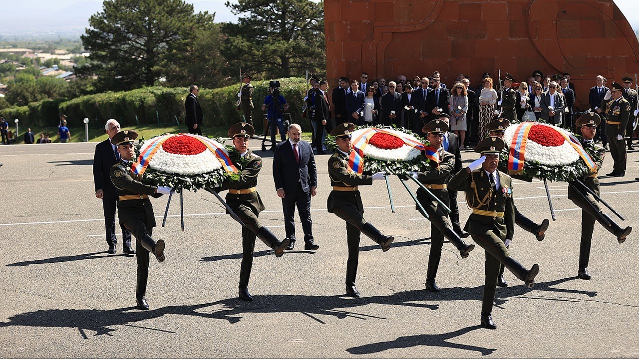 Nikol Paşinyan Sardarapat döyüşünün qəhrəmanlarının xatirəsini ehtiramla yad edib