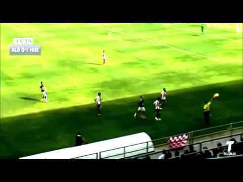 Rubén Mesa, juego de espaldas, garra y gol Recreativo de Huelva