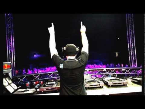 Rihanna vs. Hardwell - Where Have You Been Spaceman MASHUP