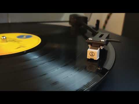 TEAC TN-180BT-A3/W Baltas video