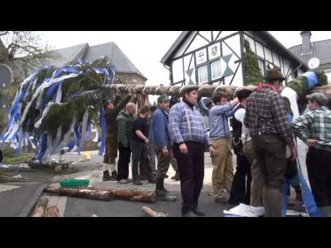 100 Jahre JGV Eintracht Reifferscheid - Historisches Maibaumstellen 2013