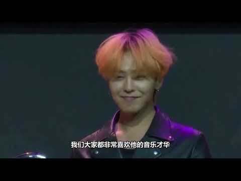 权志龙戴金丝眼镜拍广告片 斯文帅气文艺范十足