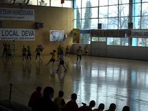 CSS Petrosani-Energetic Ramnicu Valcea turneu semifinal 1