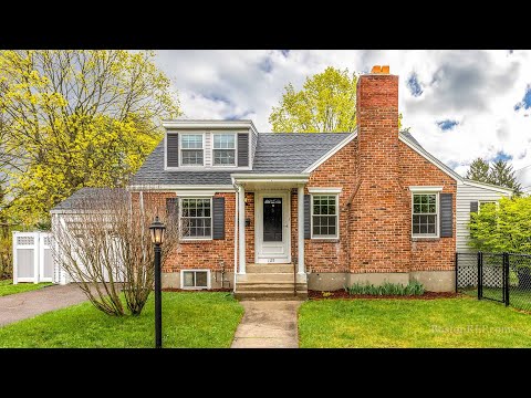 125 Acton St, Watertown MA - John Lawn - Tel: 617-515-7647