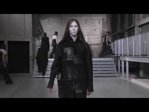 RICK OWENS FW17 MENS - GLITTER (LIVE STREAM)