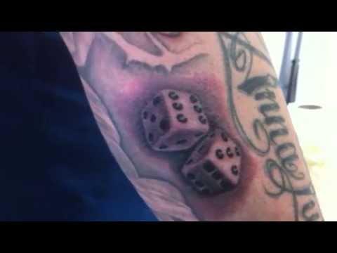 Tattoo Dados + Mascaras Ri agora chora depois