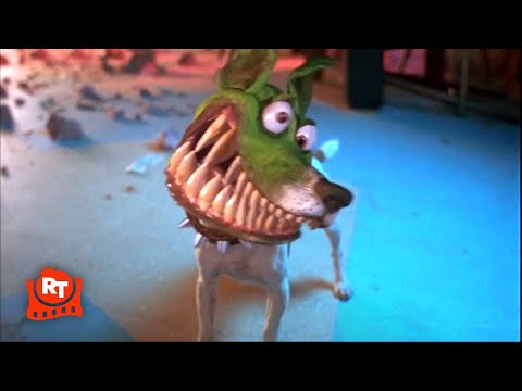 The Mask (1994) - The Mask Dog Scene | Movieclips