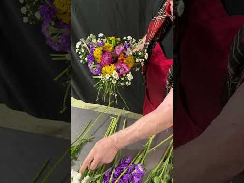 BOUQUET BASICS with MICHAEL GAFFNEY
