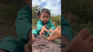 Download lagu Survival Skills: SMART ideas and USEFUL with single mom in forest #camping #outdoor #bushcraft mp3