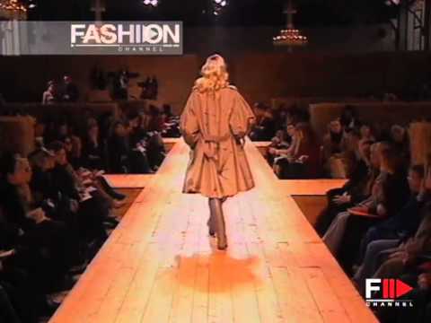 "Hermès" Autumn Winter 2004 2005 Paris 2 of 5 Pret a Porter by FashionChannel