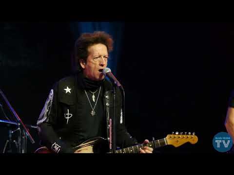 Willie Nile and his band TORE IT UP at Blue Frog Studios