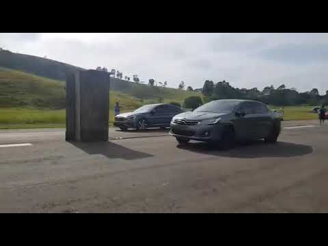 Jetta GLI vs C4 THP