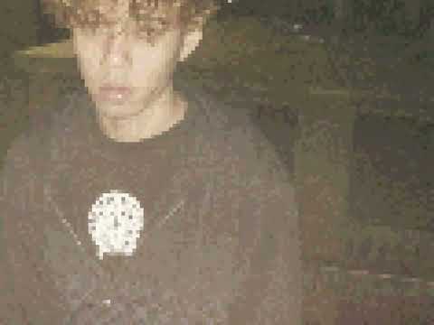 ApeFredda - Love Hurts [remix] (Official Video)