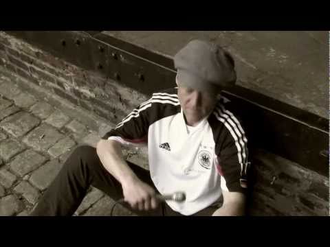 DIE PARTY SOCCER - WM Song 2010 - DIESES MAL (...werden wir Fußballweltmeister)
