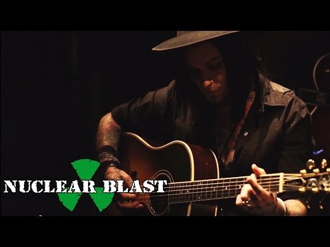 THE DEFILED - Five Minutes (GIBSON GUITARS ACOUSTIC SESSION w/ STITCH D)