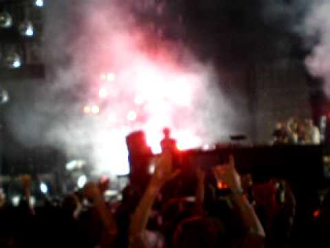 Marc Houle plays On it @ Tomorrowland 24-7-2010