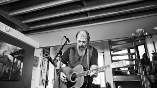 Steve Earle - &quot;Midnight Rider&quot; (The Allman Brothers Band Cover) | House Of Strombo