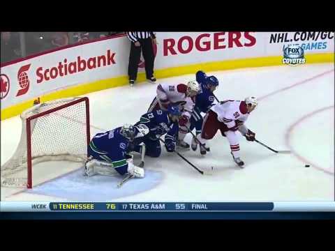 Vermette scores hat trick @ Canucks
