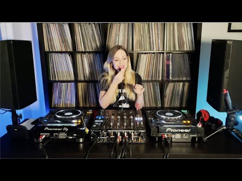 Colette "Feast of Beats" Livestream