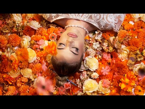 María Isabel - LAS ESTRELLAS - 12:12 (Visualizer)