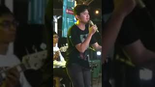 Download lagu Topeng - Noah. Live musik bareng band paling asik di serang. mp3 Download lagu Topeng - Noah. Live musik bareng band paling asik di serang. mp3