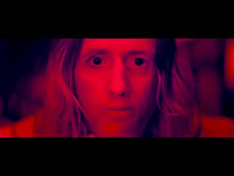 MANDY | Tráiler Oficial en español ESTRENO 9 DE NOVIEMBRE