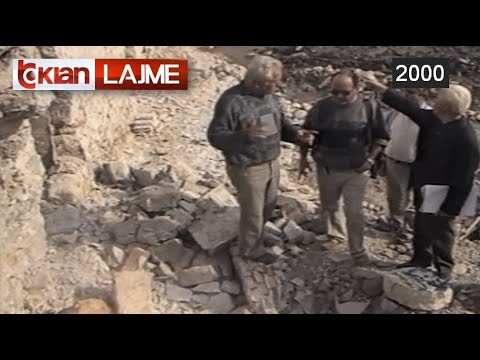 Rizbulohet muri antik ne qytetin e Durresit - (15 Nentor 2000)