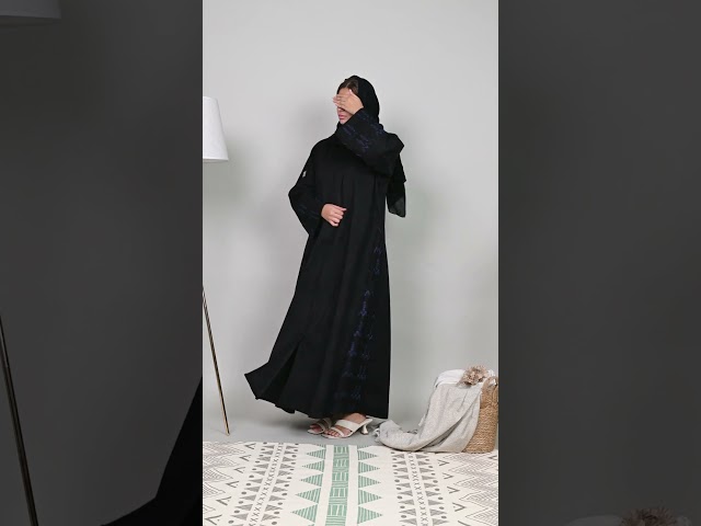 عباية شمواه بتطريز كحلي