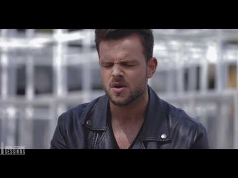 Tirana Sessions - Alban Ramosaj (A më do)