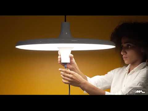 Suspension AVRO par Martinelli Luce