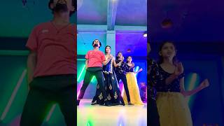 Download lagu Tumse milkar ye jana hai #bollywood #youtubeshorts #trending #viral #new #shorts #dance #video mp3