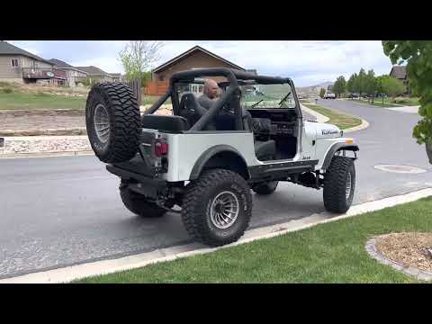 Jeep CJ7 with the AMC 401 V8