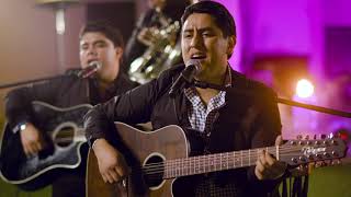Amar De Más (En Vivo) Lyrics English Translation