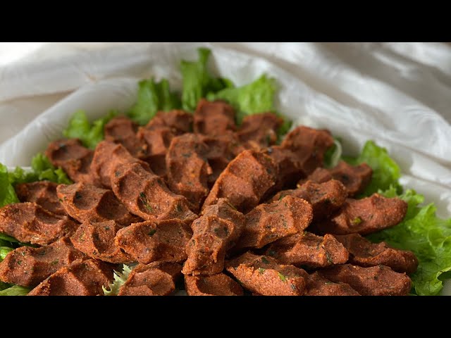 Yapın Övgüyü Kapın! Etsiz Tam Tutan Çiğköfte Tarifi (Videolu) Yapın Övgüyü Kapın! Etsiz Tam Tutan Çiğköfte Tarifi (Videolu)