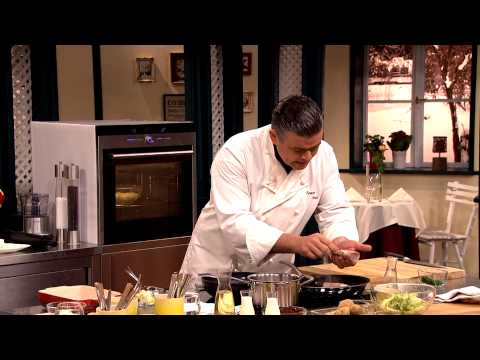 Zander auf Kapernkohl mit getrockneten Paradeisern (Andreas Wojta)