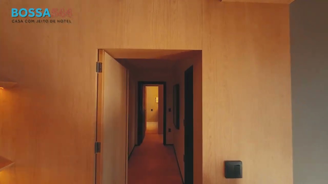 CASA BOSSA544 - Voo de drone junto a esta bela casa com jeito de hotel.